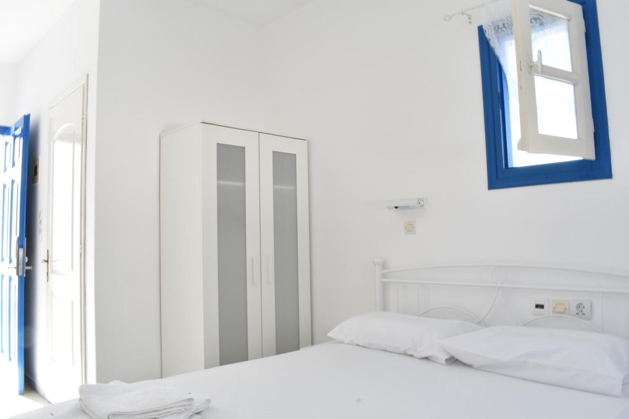 Hotel Blue Horizon Ios Pokoj fotografie